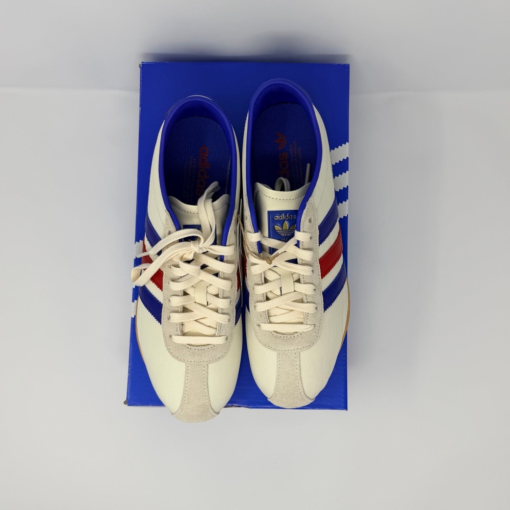 NWT!! Adidas Tokyo Cream White Sneakers with Blue and Red Stripes and Gum Sole - Picture 5 of 6